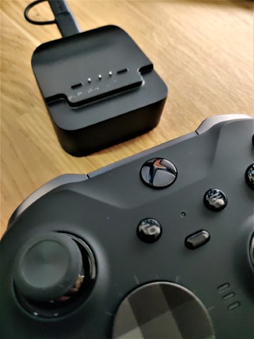 XBOX Elite Controller 2 Docking